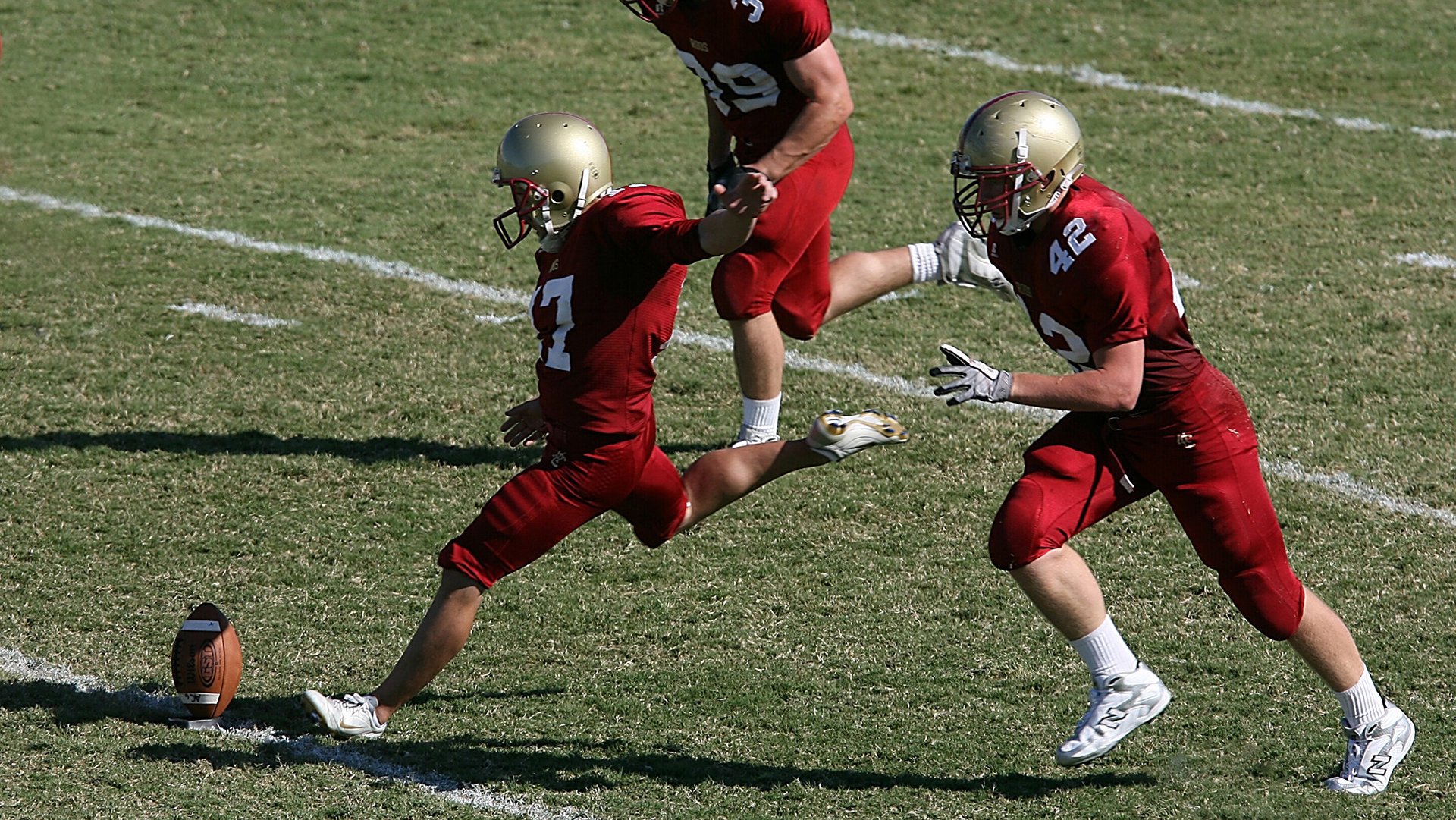 爱游戏体育-【电子裁判助力】高科技如何突破传统主观判罚？，电子裁判的优缺点